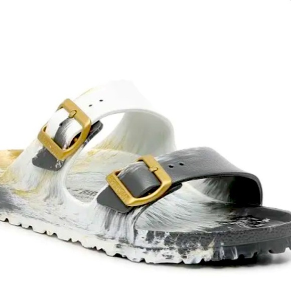 Birkenstock Other - 🦁 ⚪️ 🦁• ◼️ BIRKENSTOCK x Casual Lux Vibes 🦁⚪️🦁